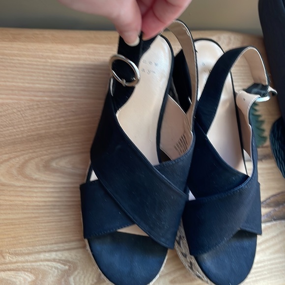 🚫SOLD🚫 Black Buckle Wedges 🖤 👡 - Picture 8 of 15